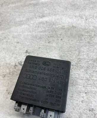 Audi A4 S4 B5 8D Other relay 4B0919471