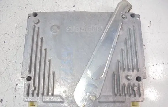 Volvo S70 V70 V70 XC Engine control unit/module ECU P1275476