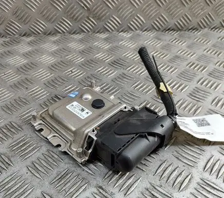 Opel Movano B Adblue control unit 237G00001R 0281034701