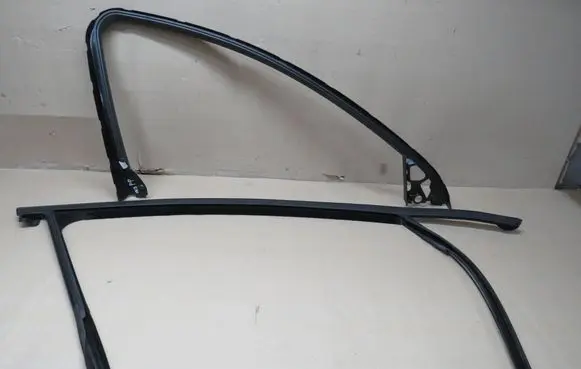 Opel Insignia A Front door glass trim molding 