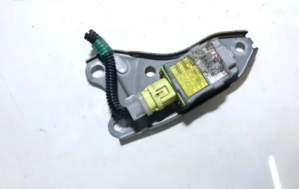 Toyota Avensis Verso Airbag deployment crash/impact sensor