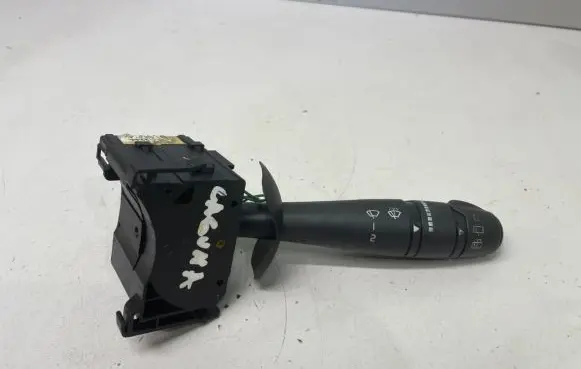 Renault Laguna II Wiper control stalk 8200012244