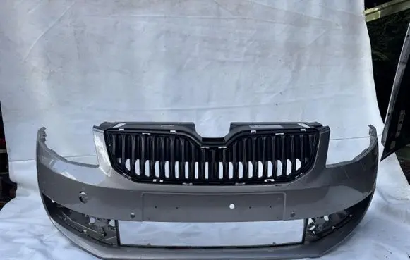Skoda Octavia Mk3 (5E) Front bumper