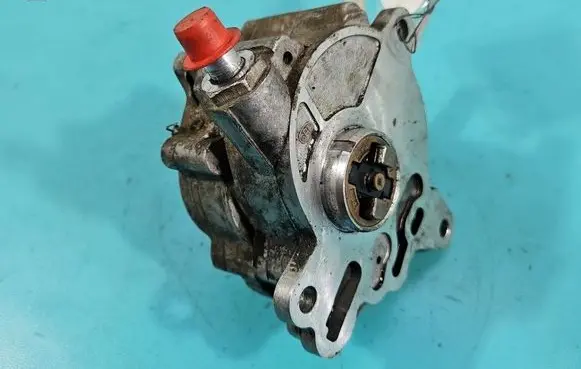 Volkswagen Touran I Vacuum pump 03G145209C IMPRK1533753