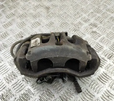 Mercedes-Benz Vito Viano W447 Front brake caliper A4474210111 A4474200983