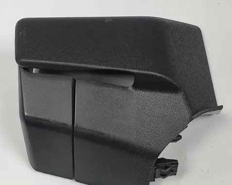 Volvo V70 Seat belt trim 