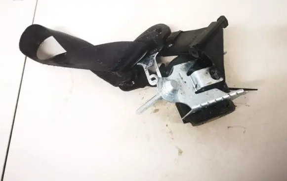 Opel Vectra B Front seatbelt