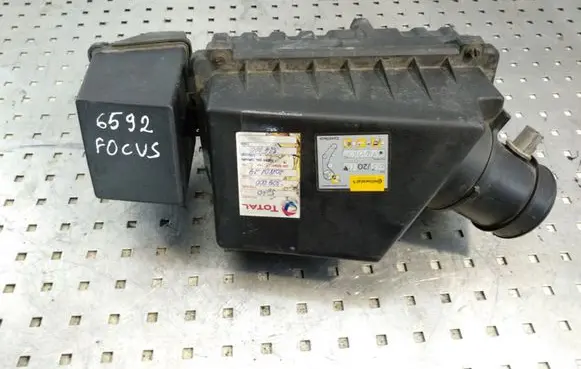 Ford Focus Air filter box 98AB9P965AA 96AB9F769LE