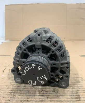 Volkswagen Golf IV Generator/alternator 038903023R