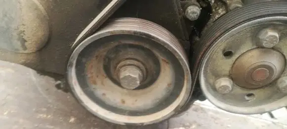 Renault Laguna I Crankshaft pulley