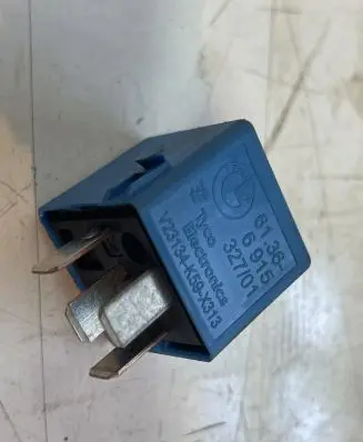 BMW X6 E71 Other relay 6915327