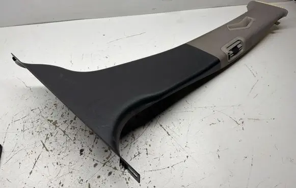 Volvo XC70 (A) pillar trim 