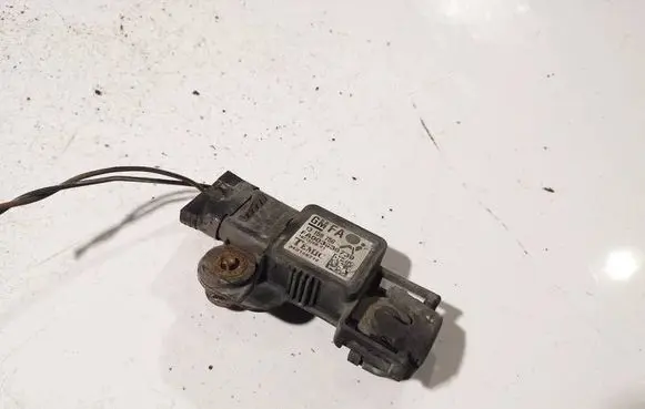 Volkswagen Golf IV Airbag deployment crash/impact sensor 13158750