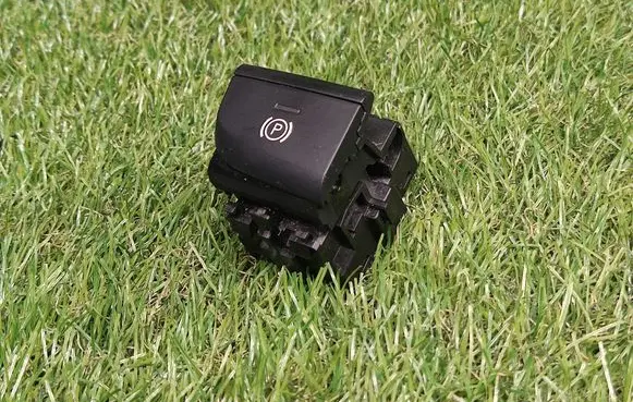 Audi A3 S3 8V Hand parking brake switch 8V1927225