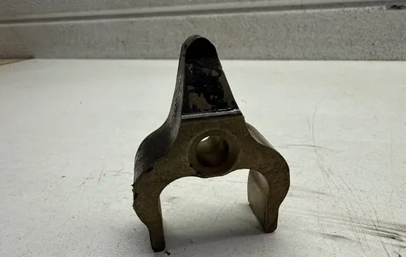 BMW 3 F30 F35 F31 Fuel Injector clamp holder 