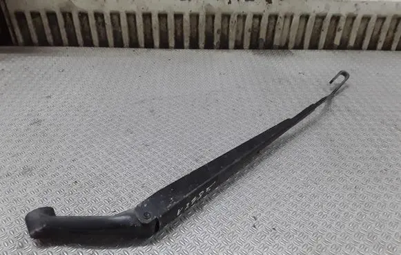 Toyota Corolla E120 E130 Front wiper blade arm