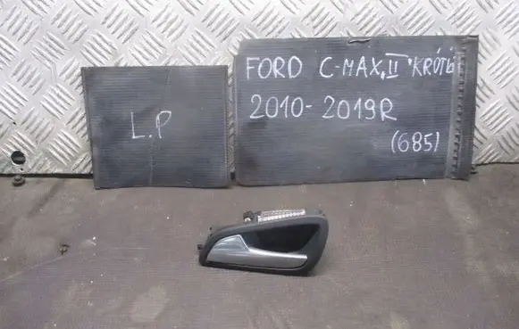 Ford C-MAX II Loading door exterior handle/bracket 