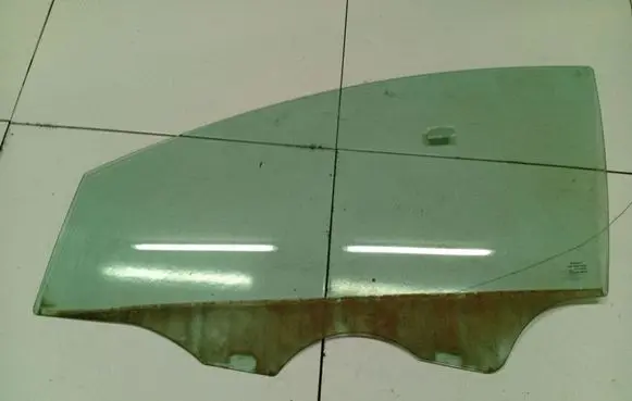 Seat Toledo III (5P) Front door window glass four-door As2