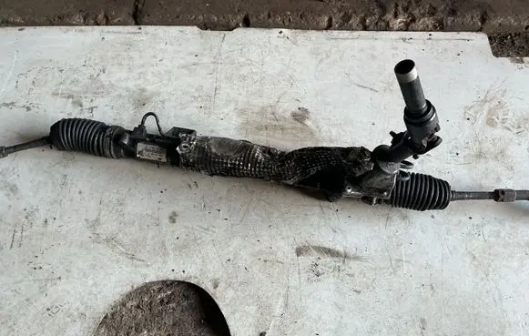 Renault Laguna III Steering rack 490010040R 6900001354 9226721