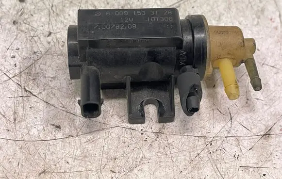 Mercedes-Benz Sprinter W906 Turbo solenoid valve A0091533128 70078208