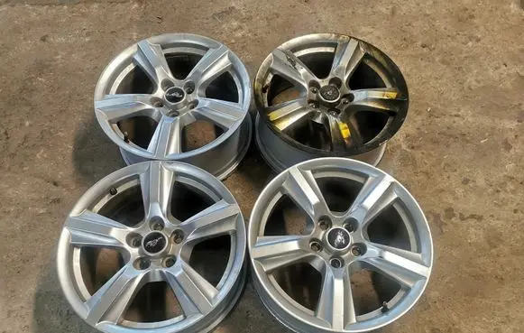 Ford Mustang VI R17 alloy rim 