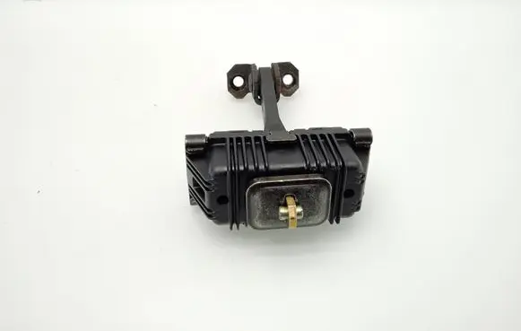 Mercedes-Benz Vito Viano W639 Front door check strap stopper A6397200016 ES72