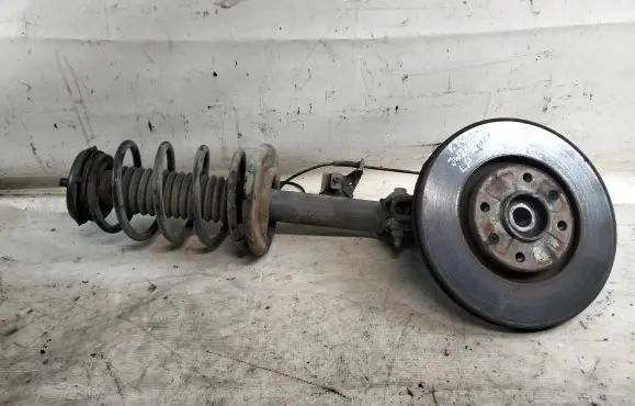 Peugeot 308 Front wheel hub spindle knuckle