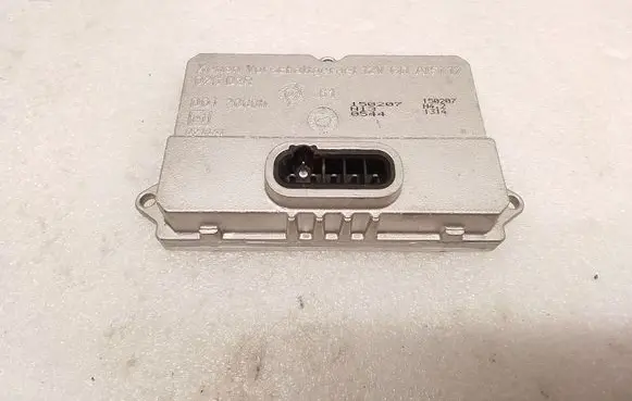 Mercedes-Benz E W211 Headlight ballast module Xenon 5DV00829000