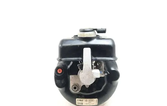 Audi A5 8T 8F Brake booster 8K0612103D