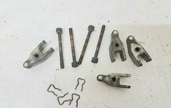 Honda Civic Fuel Injector clamp holder 