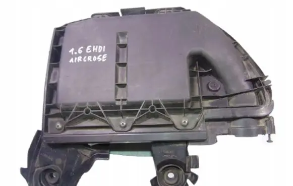 Citroen C4 Aircross Air filter box 