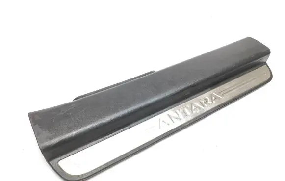 Opel Antara Front sill trim cover 96630459
