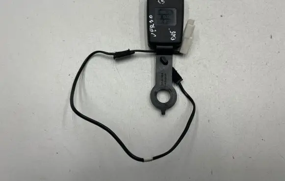 Toyota Verso Middle seatbelt buckle (rear) 6103124 00A47141