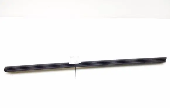 Toyota Verso Front door trim bar 681710F020