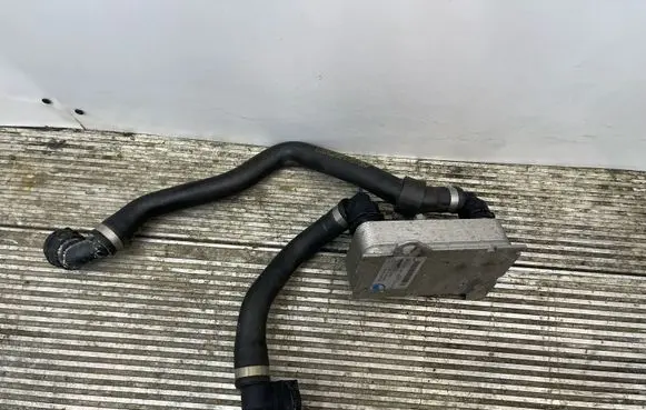Mercedes-Benz GLC X253 C253 Gearbox / Transmission oil cooler A0995001900