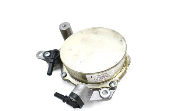 Ford Kuga II Vacuum pump 9673836180 7021390500
