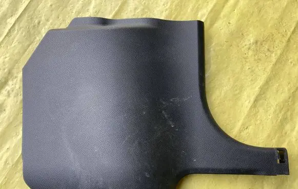 Mercedes-Benz C AMG W204 Other sill/pillar trim element A2046881106