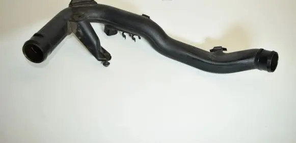 Audi A4 S4 B5 8D Intercooler hose/pipe 8D0145840L