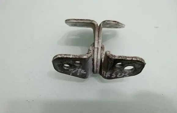 Jeep Grand Cherokee Front door upper hinge 