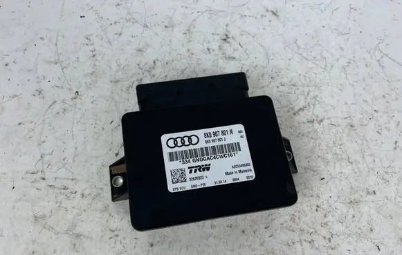 Audi S5 Hand brake control module 8K0907801N 8K0907801J