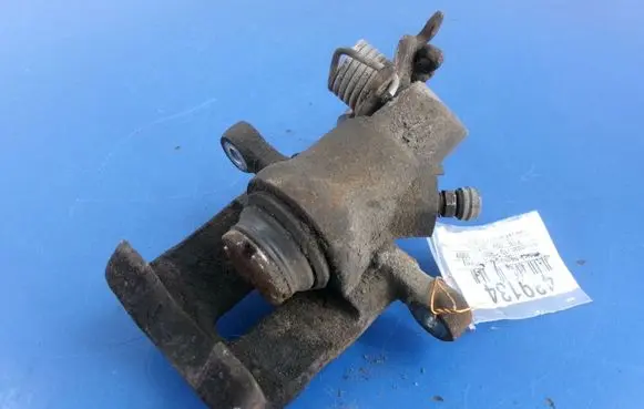 Hyundai i10 Rear brake caliper