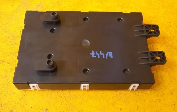 Mercedes-Benz Vito Viano W447 SAM control unit A4479009808