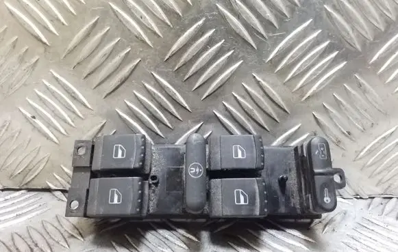 Volkswagen Golf IV Electric window control switch 1J4959857