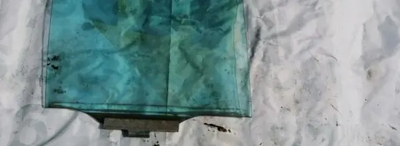 Mercedes-Benz E W210 Rear door window glass 