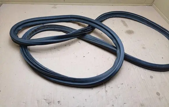 KIA Soul Rubber seal loading door 