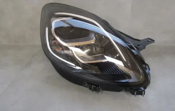 Ford Puma Headlight/headlamp L1TB