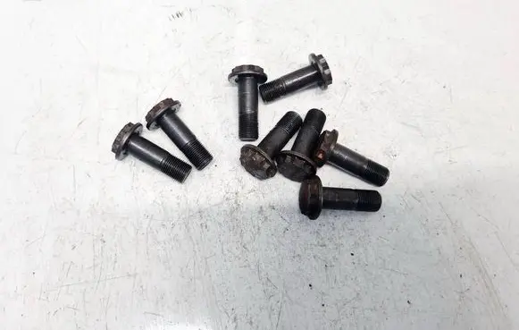 Honda Civic IX Nuts/bolts 