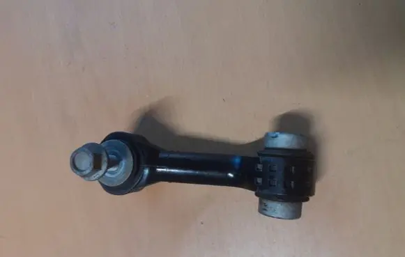 Rear anti-roll bar/stabilizer link