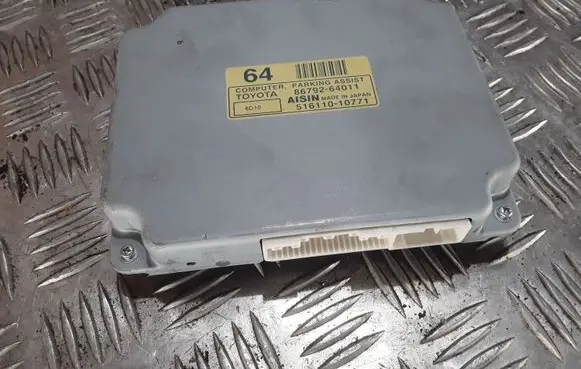 Toyota Corolla Verso AR10 Parking PDC control unit/module 8679264011 51611010771