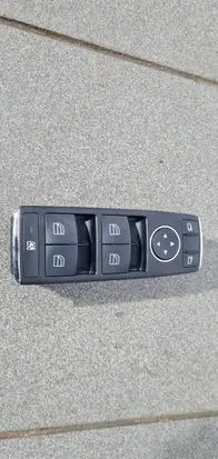 Mercedes-Benz C W204 Electric window control switch 03139411